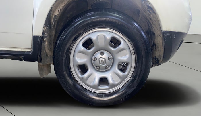 2014 Renault Duster 85 PS RXL DIESEL, Diesel, Manual, 1,19,788 km, Right Front Wheel