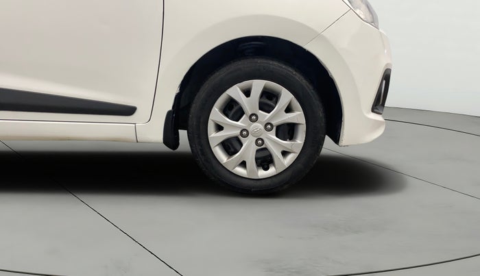 2013 Hyundai Grand i10 SPORTZ 1.2 KAPPA VTVT, Petrol, Manual, 42,509 km, Right Front Wheel