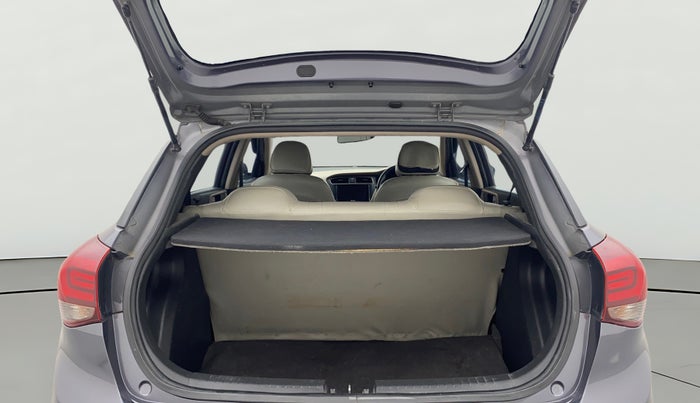 2018 Hyundai Elite i20 MAGNA EXECUTIVE 1.2, Petrol, Manual, 1,23,137 km, Boot Open Zoomed View