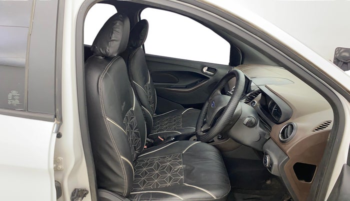 2018 Ford FREESTYLE TITANIUM 1.2 PETROL, Petrol, Manual, 97,342 km, Right Side Front Door Cabin