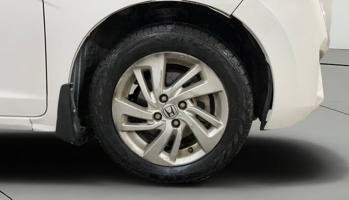 2016 Honda Jazz 1.2L I-VTEC V, Petrol, Manual, 1,14,972 km, Right Front Wheel