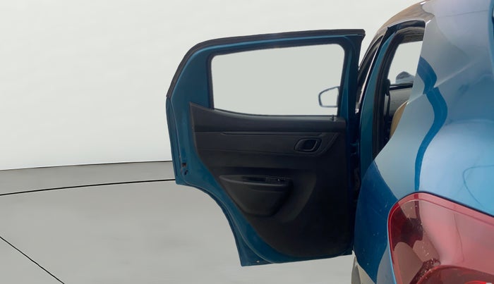 2022 Renault Kwid RXT 1.0 (O), Petrol, Manual, 49,467 km, LHS Rear Door