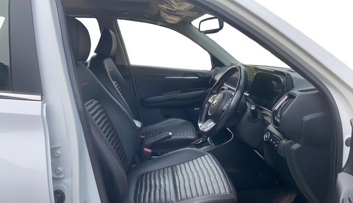 2020 KIA SONET GTX PLUS 1.0 DCT, Petrol, Automatic, 87,379 km, Right Side Front Door Cabin