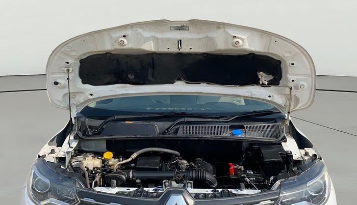 2020 Renault TRIBER RXT, Petrol, Manual, 61,393 km, Open Bonet