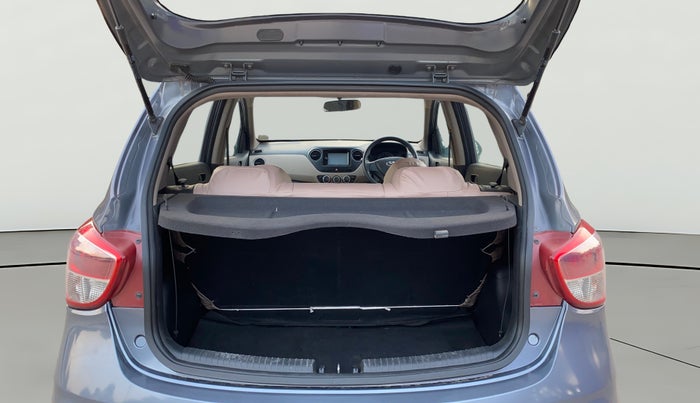 2017 Hyundai Grand i10 MAGNA 1.2 KAPPA VTVT, Petrol, Manual, 83,516 km, Boot Open Zoomed View