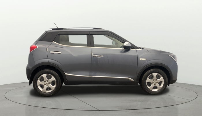 2022 Mahindra XUV300 W6 1.2 PETROL, Petrol, Manual, 18,846 km, Right Side View