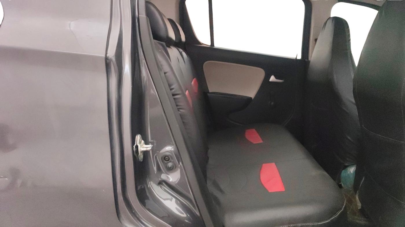 2022 Maruti Alto LXI OPT CNG, CNG, Manual, 25,127 km, Right Side Rear Door Cabin