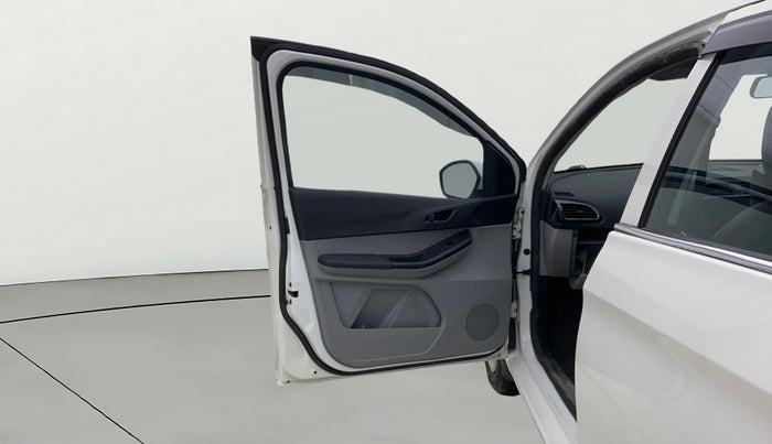 2021 Tata Tiago XT (O) PETROL, Petrol, Manual, 31,877 km, LHS Front Door