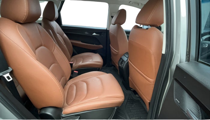 2021 MG HECTOR SMART 2.0 DIESEL, Diesel, Manual, 73,037 km, Right Side Rear Door Cabin