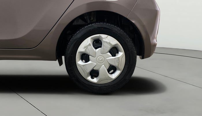 2016 Tata Tiago XZ PETROL, Petrol, Manual, 57,113 km, Left Rear Wheel