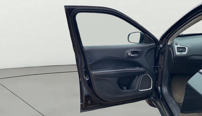 2019 Jeep Compass SPORT 1.4 PETROL, Petrol, Manual, 87,586 km, LHS Front Door