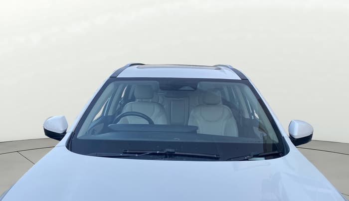 2021 Mahindra XUV700 AX 7 LUXURY D AT 7 STR, Diesel, Automatic, 77,604 km, Front Windshield