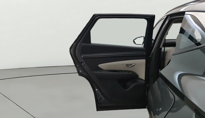 2024 Hyundai Tucson SIGNATURE 2.0 AT PETROL, Petrol, Automatic, 31,495 km, LHS Rear Door