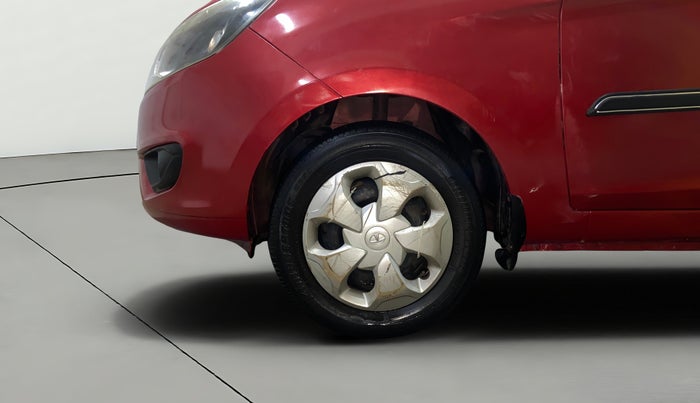 2015 Tata Bolt XMS REVOTRON, Petrol, Manual, 97,657 km, Left Front Wheel