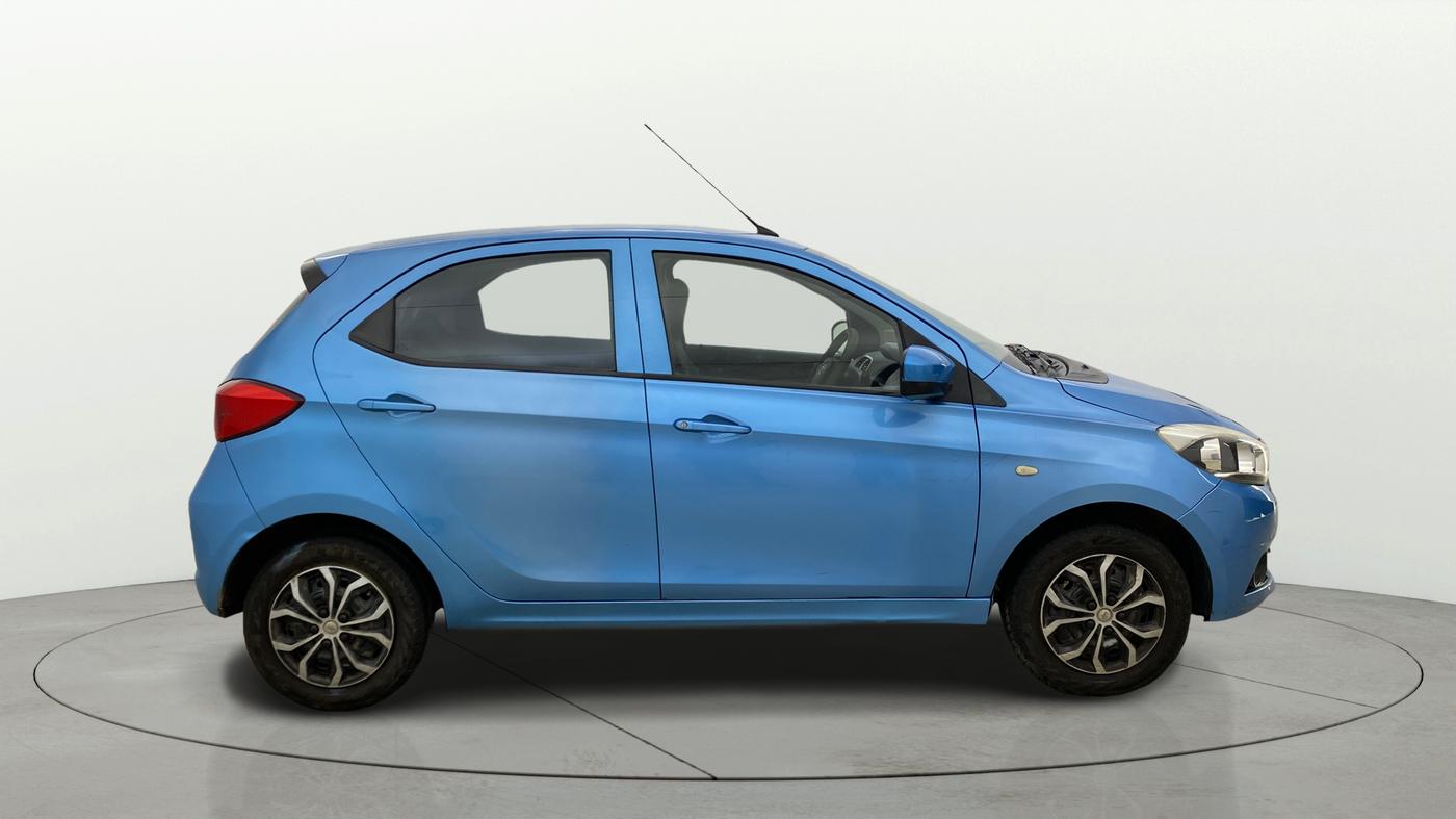 2017 Tata Tiago XT PETROL, Petrol, Manual, 73,475 km, Right Side View