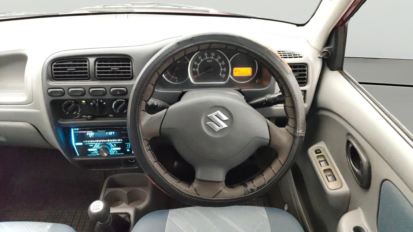 2013 Maruti Alto K10 VXI, Petrol, Manual, 60,033 km, Steering Wheel Close Up