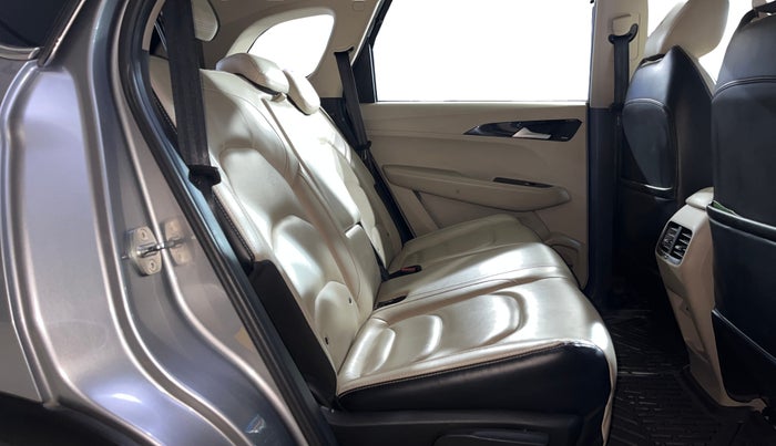 2021 MG HECTOR SHARP HYBRID 1.5 PETROL, Petrol, Manual, 30,783 km, Right Side Rear Door Cabin