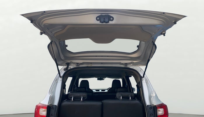 2020 Renault TRIBER RXZ, Petrol, Manual, 33,888 km, Boot Door Open