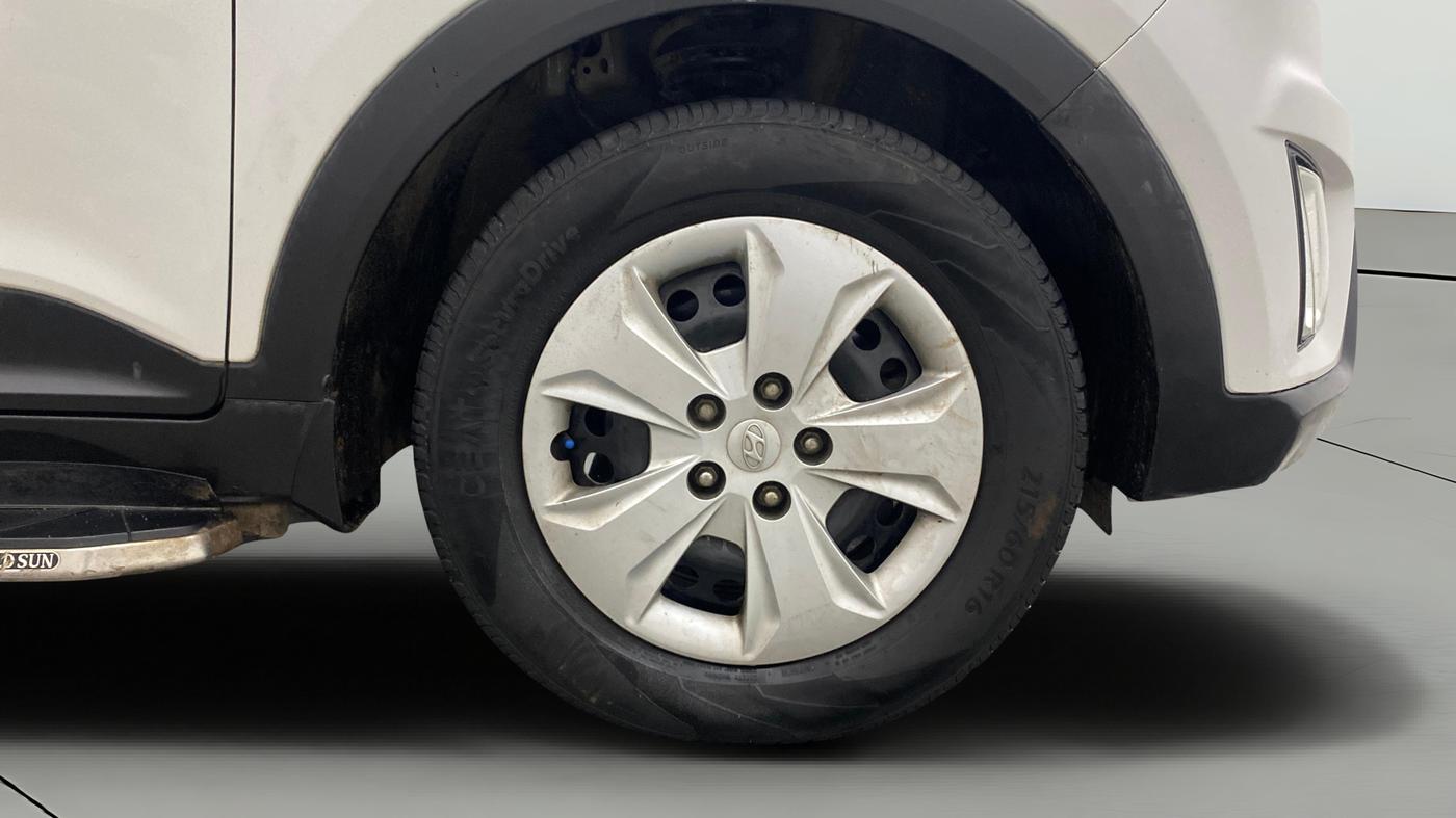 2017 Hyundai Creta E PLUS 1.4 DIESEL, Diesel, Manual, 67,715 km, Right Front Wheel