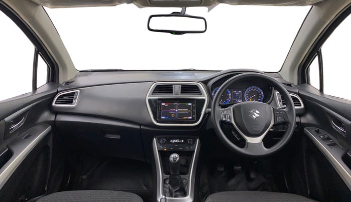 2016 Maruti S Cross ZETA 1.3, Diesel, Manual, 1,11,047 km, Dashboard