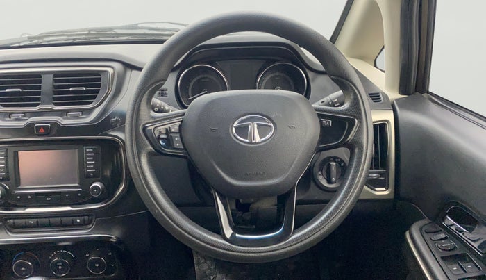 2018 Tata Hexa XMA 4X2 7 STR, Diesel, Automatic, 47,569 km, Steering Wheel Close Up