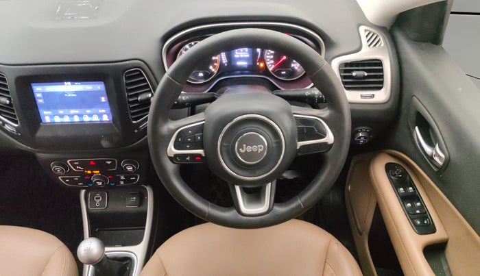2018 Jeep Compass LONGITUDE (O) 2.0 DIESEL, Diesel, Manual, 1,00,310 km, Steering Wheel Close Up