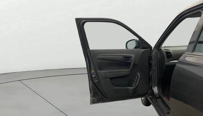 2017 Maruti Vitara Brezza LDI (O), Diesel, Manual, 91,559 km, LHS Front Door