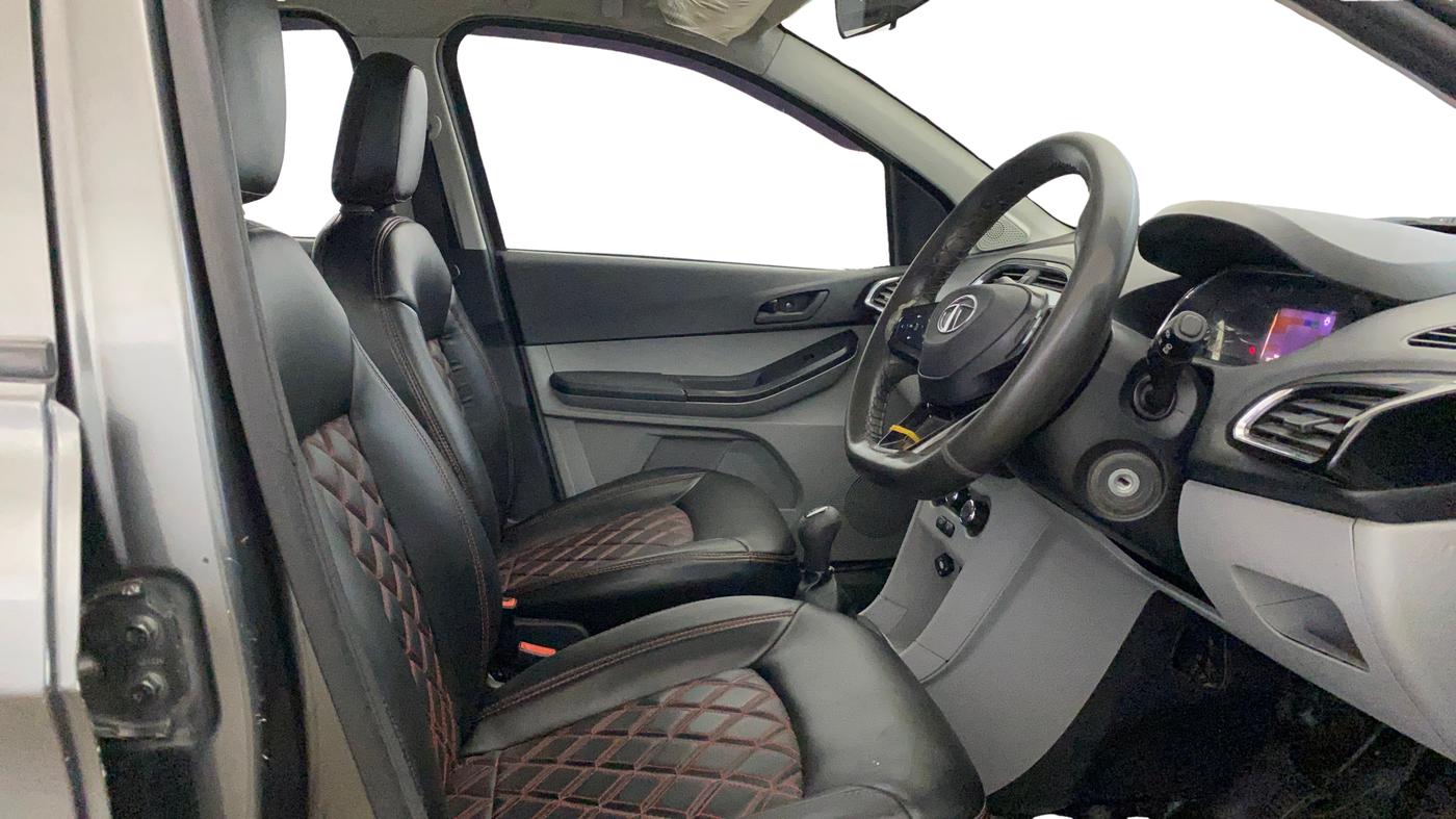 2021 Tata Tiago XT Limited Edition, CNG, Manual, 95,248 km, Right Side Front Door Cabin
