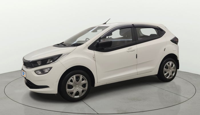 2023 Tata ALTROZ XT PETROL, Petrol, Manual, 15,498 km, Left Front Diagonal