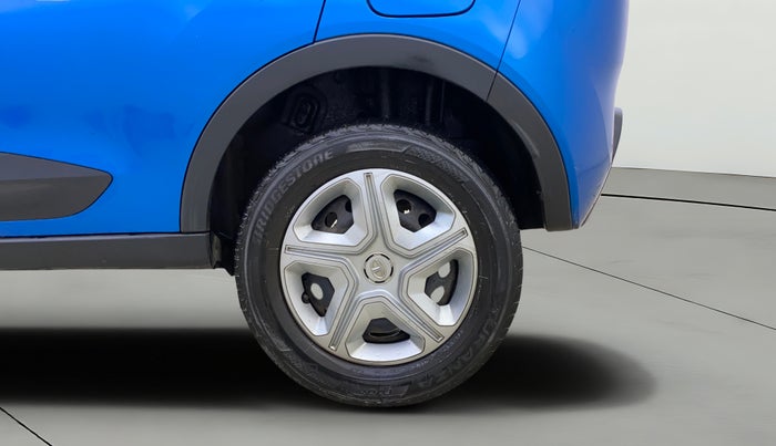 2018 Tata NEXON XMA PETROL, Petrol, Automatic, 41,901 km, Left Rear Wheel