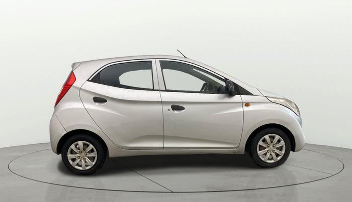 2013 Hyundai Eon MAGNA +, Petrol, Manual, 48,123 km, Right Side View