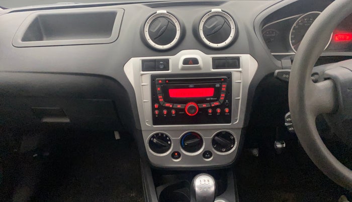 2013 Ford Figo ZXI 1.2 PETROL, Petrol, Manual, 96,606 km, Air Conditioner