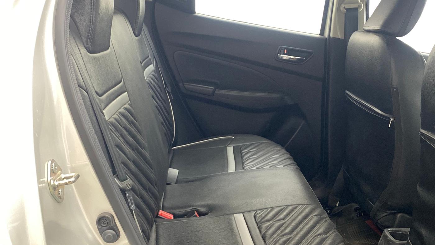 2021 Maruti Swift VXI, Petrol, Manual, 22,027 km, Right Side Rear Door Cabin