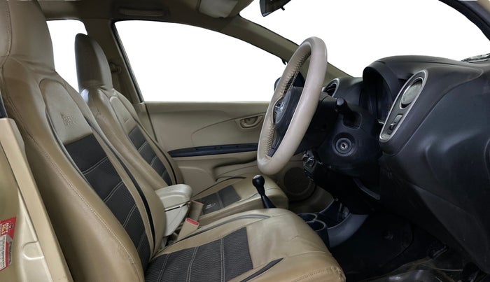 2015 Honda Mobilio 1.5L I-VTEC S, Petrol, Manual, 83,246 km, Right Side Front Door Cabin