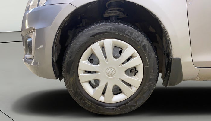 2015 Maruti Swift VXI, Petrol, Manual, 68,112 km, Left Front Wheel