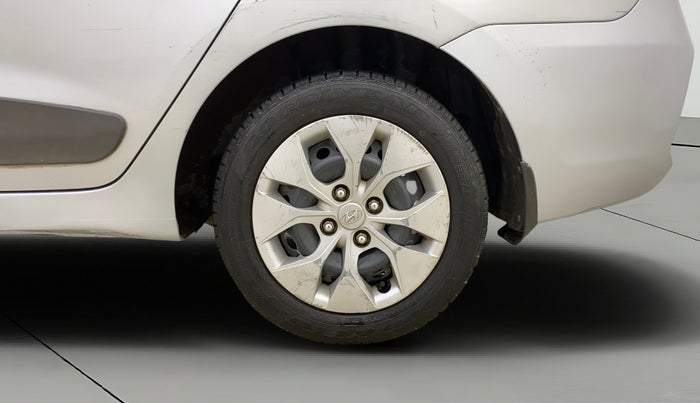 2019 Hyundai Xcent S 1.2, Petrol, Manual, 33,914 km, Left Rear Wheel