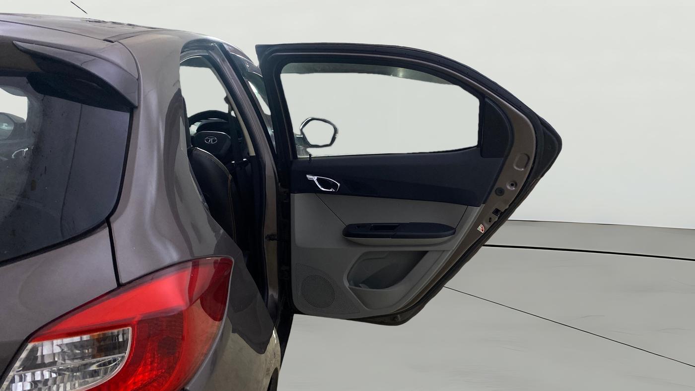 2019 Tata Tiago XZA PLUS PETROL, Petrol, Automatic, 29,717 km, RHS Rear Door