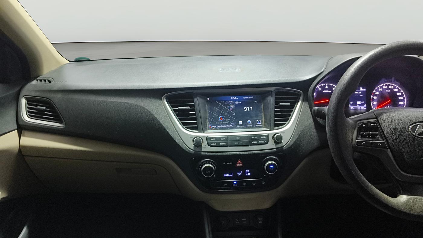2018 Hyundai Verna 1.6 VTVT SX, Petrol, Manual, 56,177 km, Air Conditioner