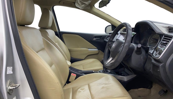 2015 Honda City 1.5L I-VTEC VX, Petrol, Manual, 1,18,251 km, Right Side Front Door Cabin