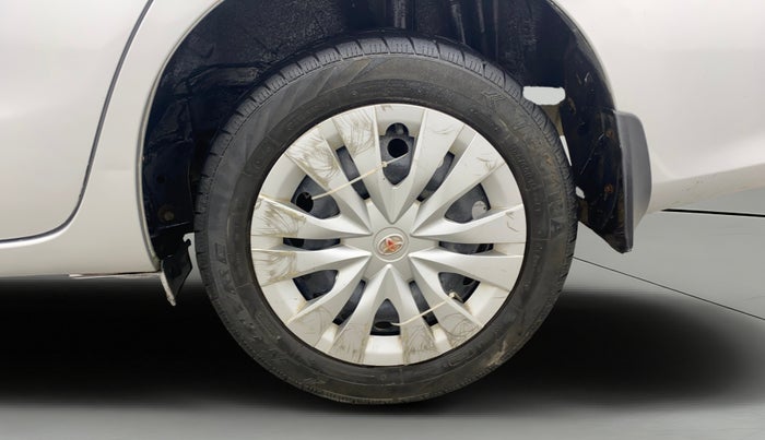 2019 Toyota YARIS J MT, Petrol, Manual, 1,27,430 km, Left Rear Wheel