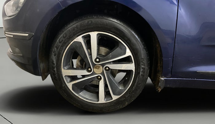 2022 Tata ALTROZ XZA PLUS, Petrol, Automatic, 45,031 km, Left Front Wheel