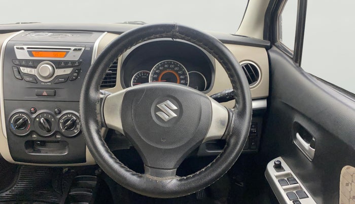 2015 Maruti Wagon R 1.0 VXI, Petrol, Manual, 1,05,396 km, Steering Wheel Close Up