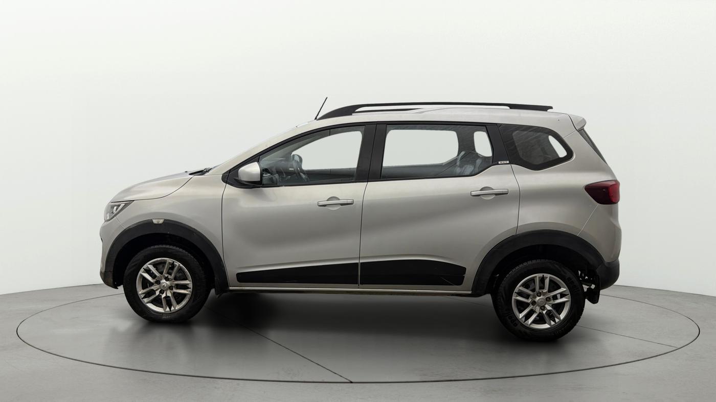 2019 Renault TRIBER RXT, Petrol, Manual, 67,579 km, Left Side