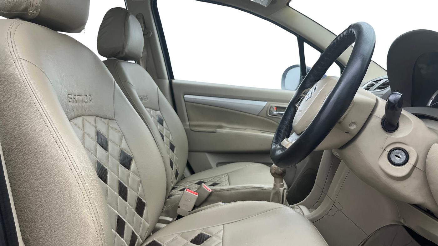 2018 Maruti Ertiga VDI SHVS, Diesel, Manual, 74,008 km, Right Side Front Door Cabin