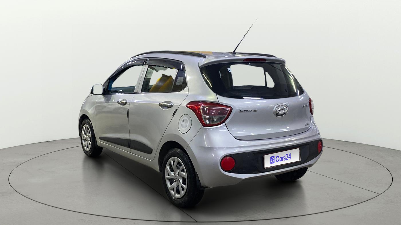 2017 Hyundai Grand i10 SPORTZ (O) 1.2 KAPPA VTVT, Petrol, Manual, 69,088 km, Left Back Diagonal