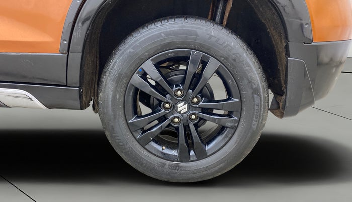 2018 Maruti Vitara Brezza ZDI PLUS AMT, Diesel, Automatic, 1,18,857 km, Left Rear Wheel