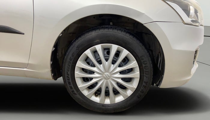 2015 Maruti Ciaz VXI+, Petrol, Manual, 78,414 km, Right Front Wheel
