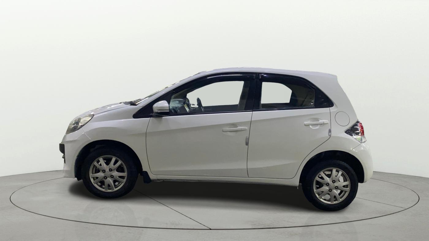 2015 Honda Brio VX MT, Petrol, Manual, 81,470 km, Left Side