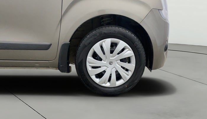 2020 Maruti New Wagon-R VXI 1.0, Petrol, Manual, 56,439 km, Right Front Wheel