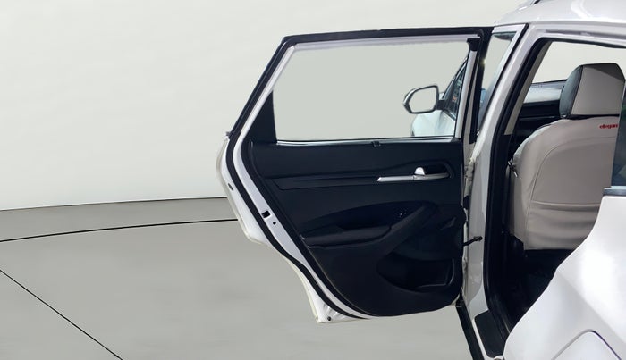 2022 KIA SELTOS HTK PLUS 1.5, Petrol, Manual, 13,589 km, LHS Rear Door